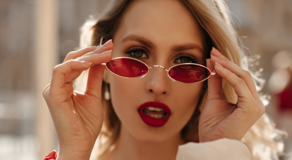Очки 2026: от смелых форм до умных линз