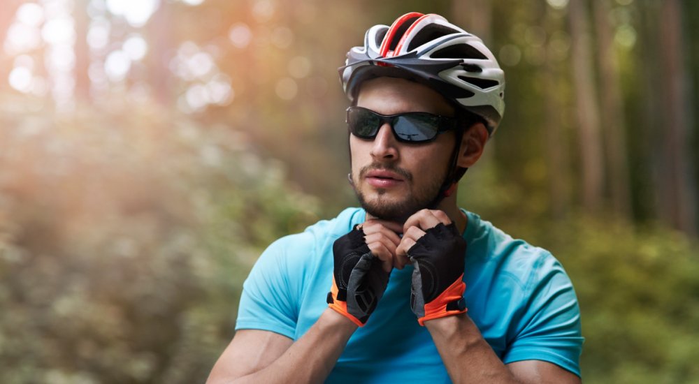 Активный отдых весной: очки для спорта и прогулок